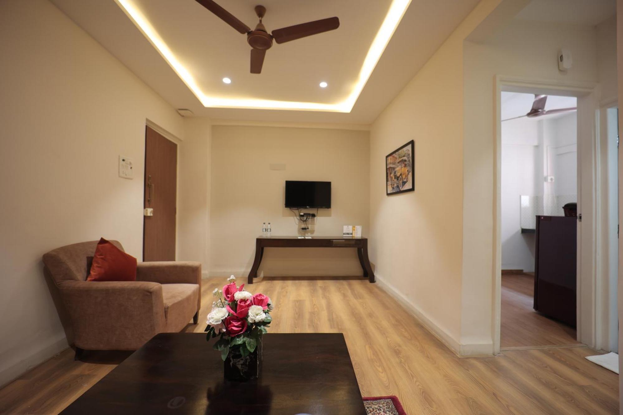 The Byke Studio Pure Veg Apartment, Тане Екстериор снимка