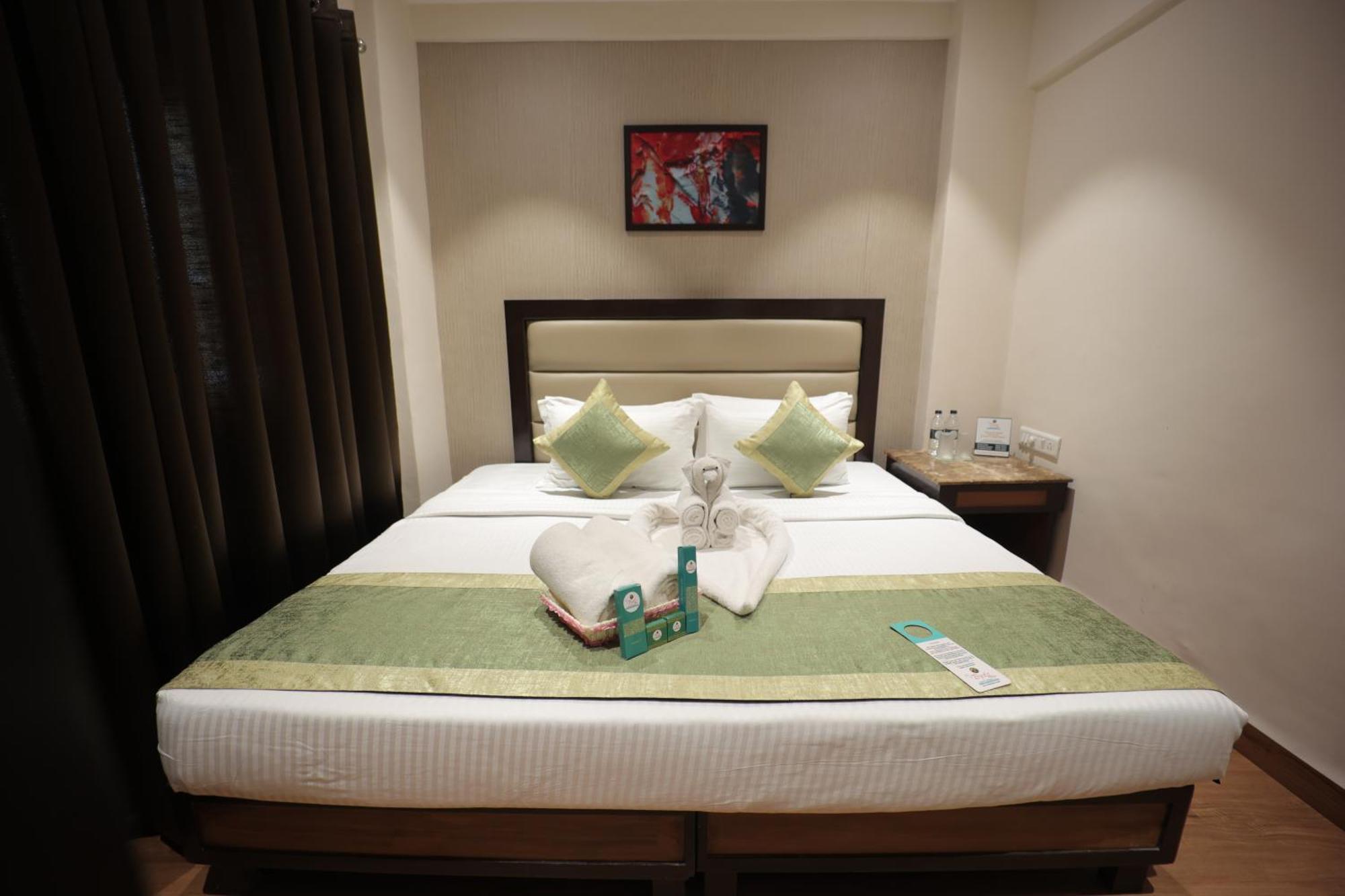 The Byke Studio Pure Veg Apartment, Тане Екстериор снимка